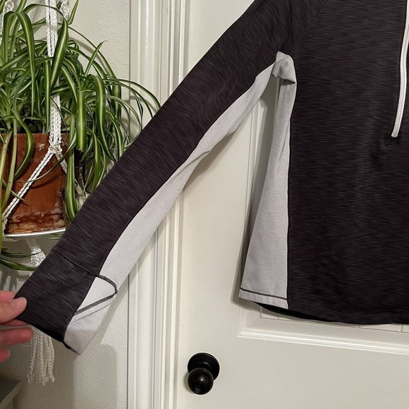 Under Armour Medium Adult Running Jacket Gray Fitted Cold Gear 1/2 Zip Pullover - Picture 6 of 8